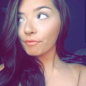 Meet your Posher, Baylee